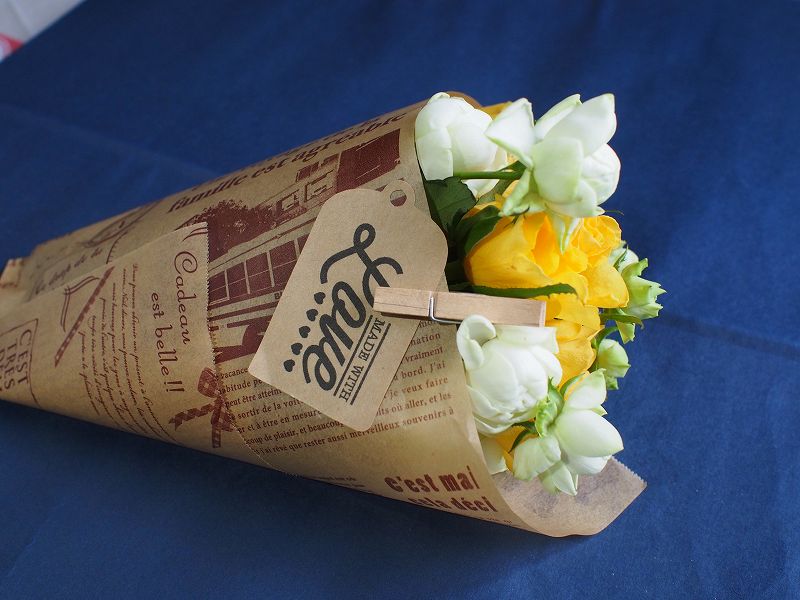 創作 100均の花材で超簡単に作る花束ラッピングアイデア特集 知恵の小袋